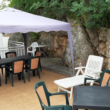 Lara * Gradac (Split-Dalmatia)